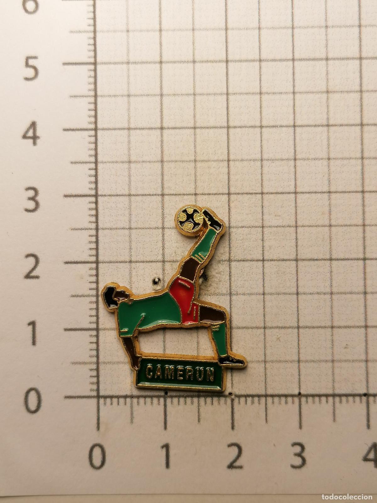 Collezionismo sportivo: PIN JUGADOR FUTBOL SELECCION CAMERUN
