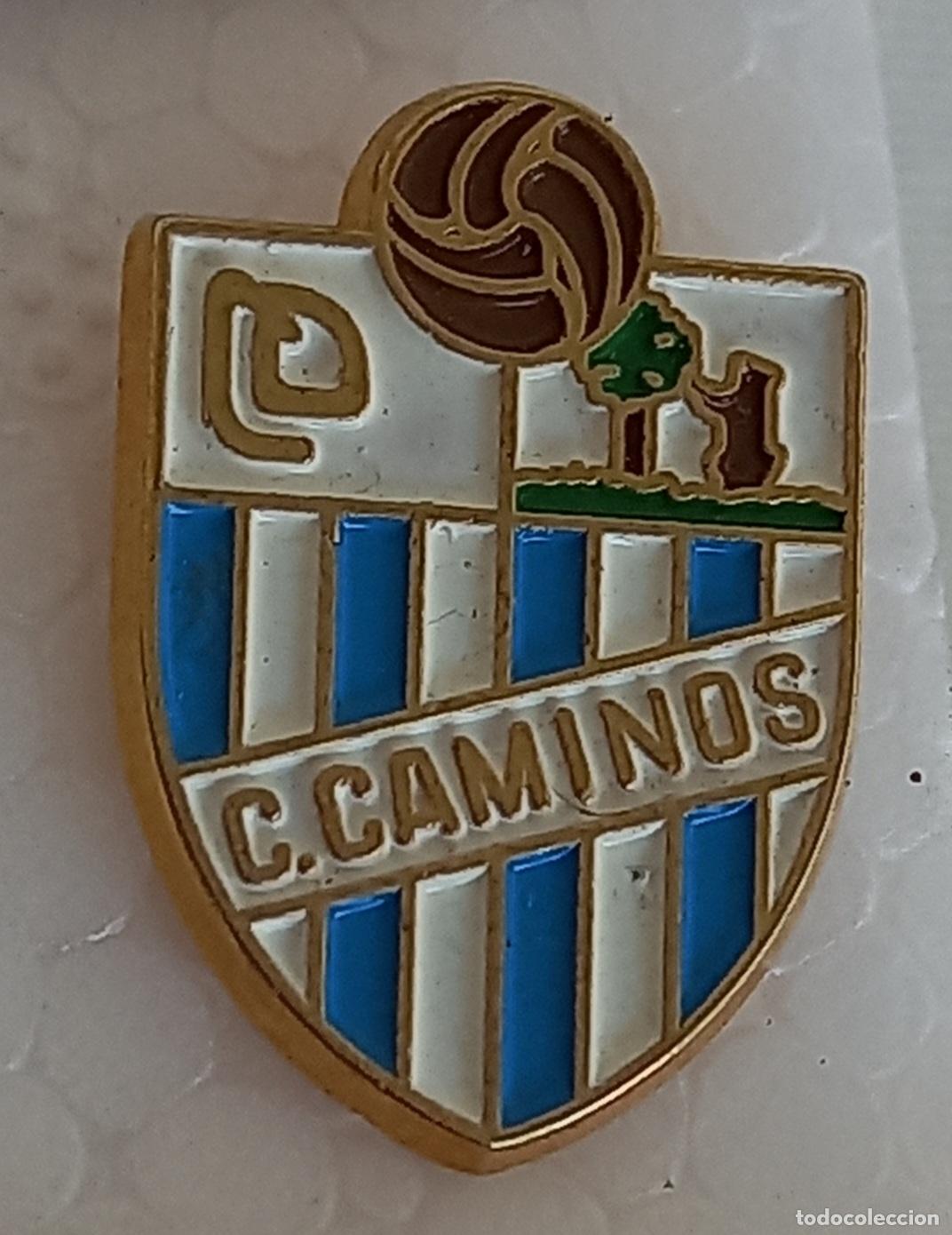 Sammelleidenschaft Sport: C.D. CLUB DEPORTIVO CUATRO CAMINOS - Madrid. Pin insignia o emblema de equipo club de F&uacute;tbol Escudo