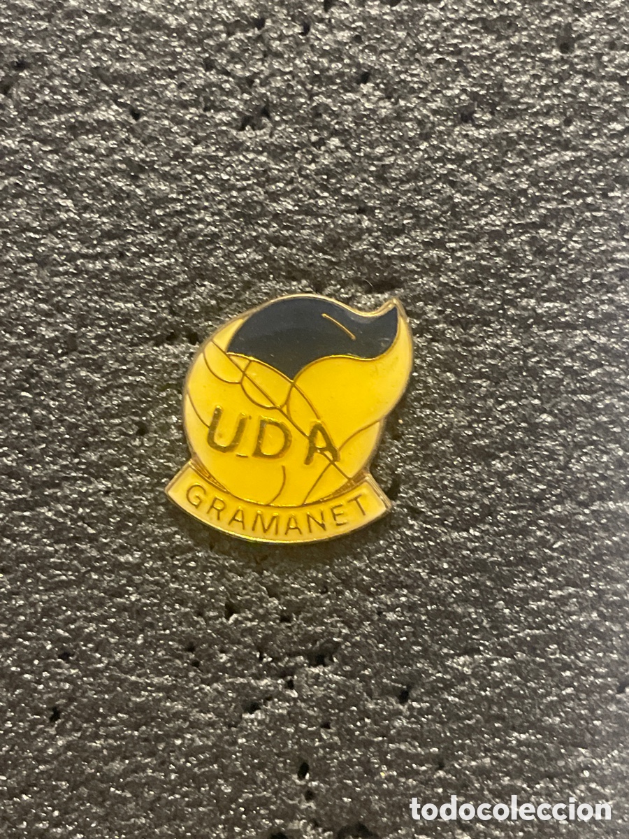 Sammelleidenschaft Sport: Pin 217 U.D. ATLETICO GRAMANET - Santa Coloma de Gramanet (Barcelona)