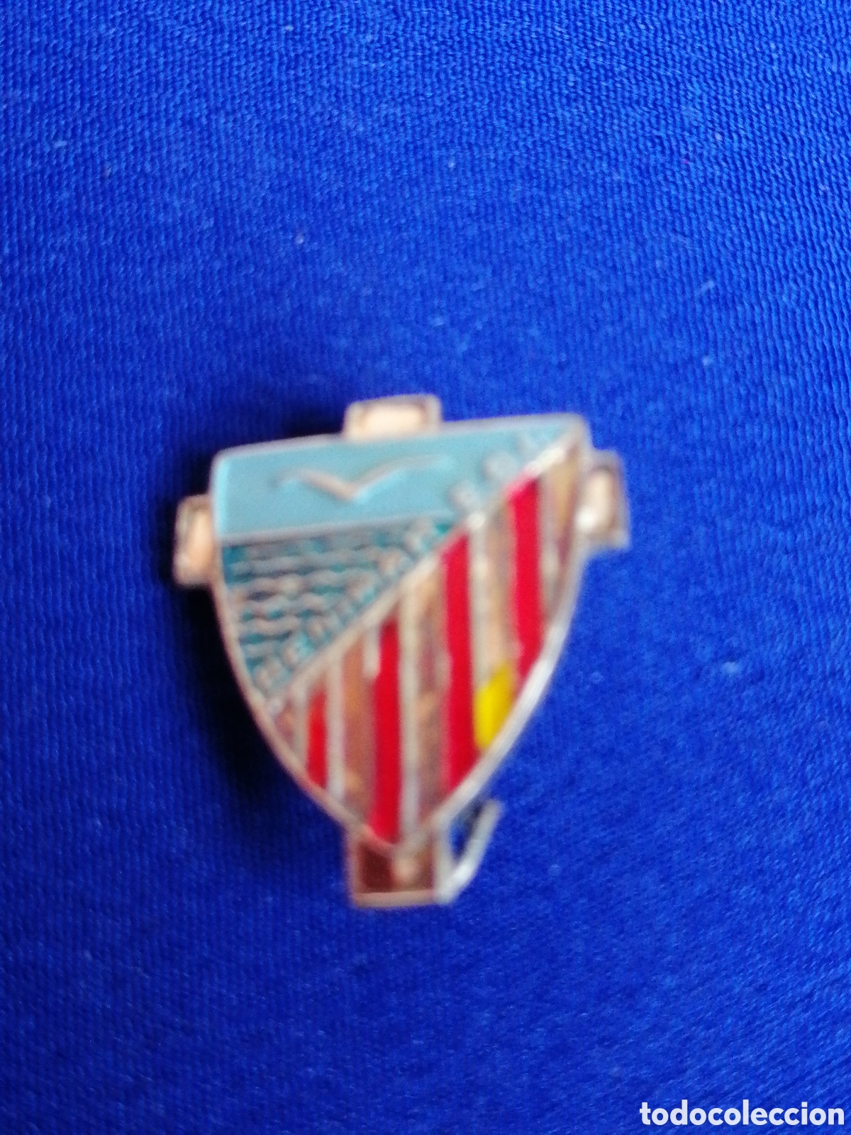 Coleccionismo deportivo: BENIMAR E. D. I INSIGNIA DE ALFILER - Foto 2