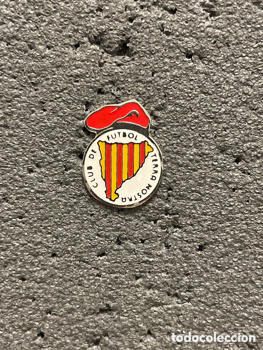 Sammelleidenschaft Sport: Pin 237 C.F. TERRA NOSTRA - Barcelona