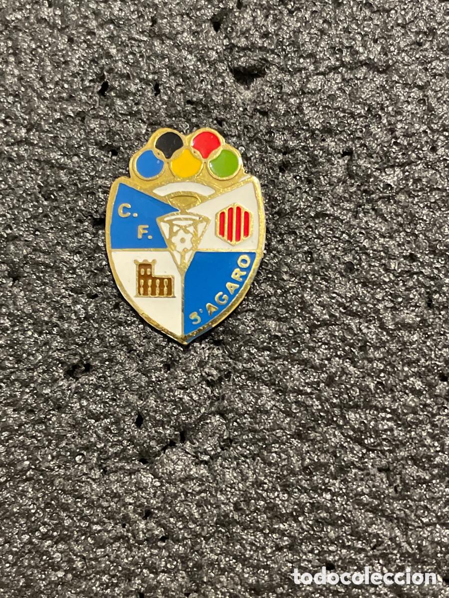 Sammelleidenschaft Sport: Pin 245 C.F. S&rsquo; AGARO - S&rsquo; Agaro (Girona)