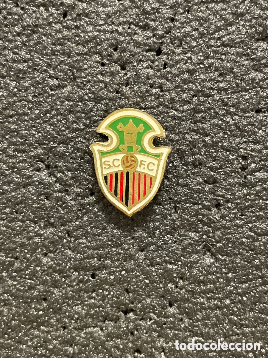 Sammelleidenschaft Sport: Pin 254 SANT CUGAT F.C. - Sant Cugat del Valles (Barcelona)