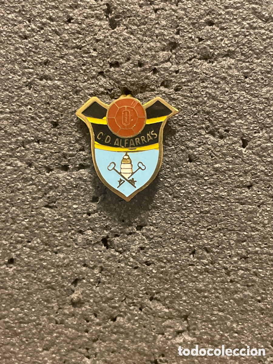 Collectionnisme sportif: Pin 266 C.D. ALFARRAS - Alfarras (Lleida)