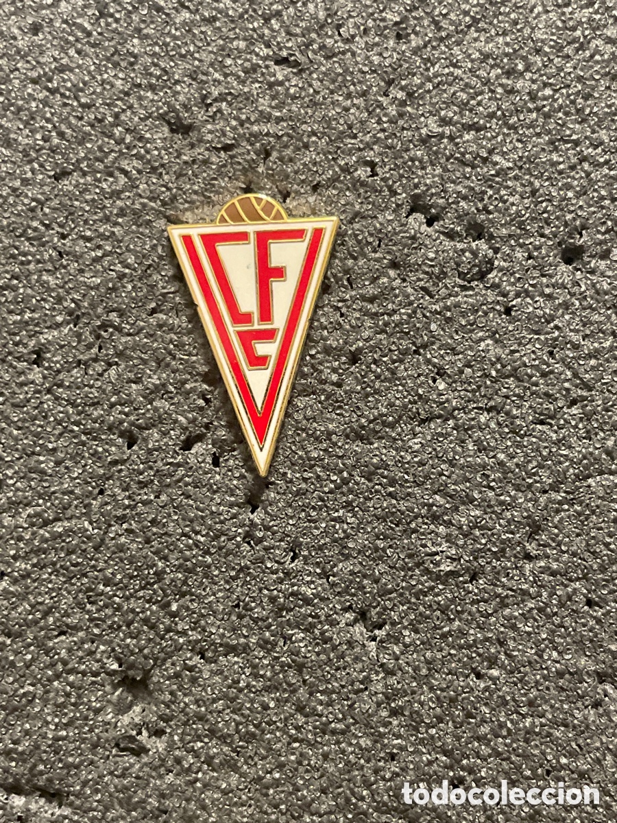 Collectionnisme sportif: Pin 273 C.F. VILANOVA DEL CAM&Iacute; - Vilanova del Cam&iacute; (Barcelona)