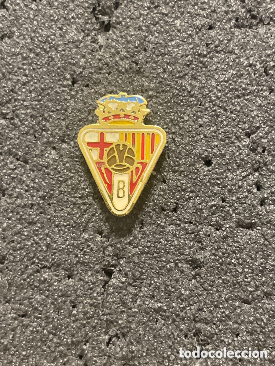 Collectionnisme sportif: Pin 284 C.D. BARCANOVA - Barcelona