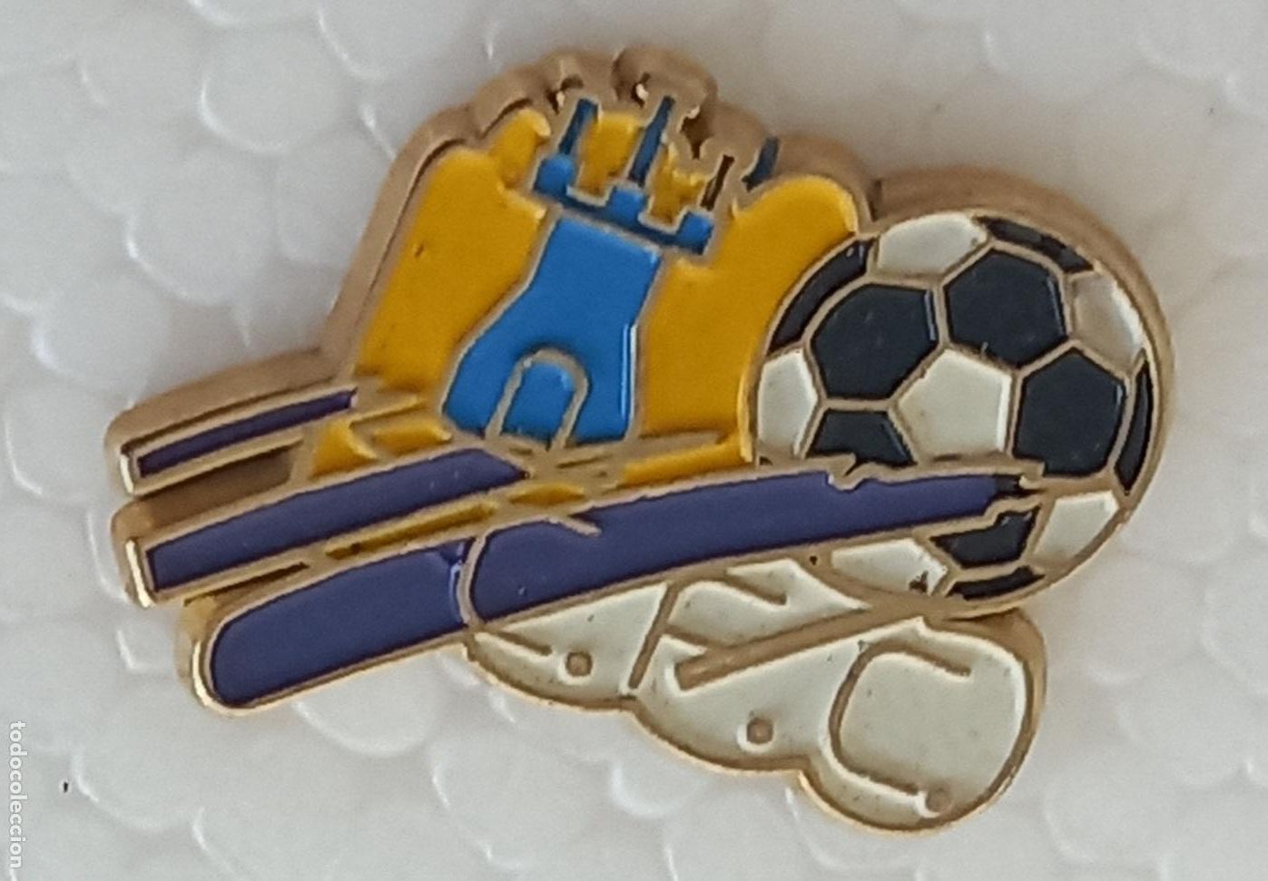 Coleccionismo deportivo: FC Cartagonova - Cartagena Murcia. Pin insignia o emblema de equipo club de F&uacute;tbol Escudo