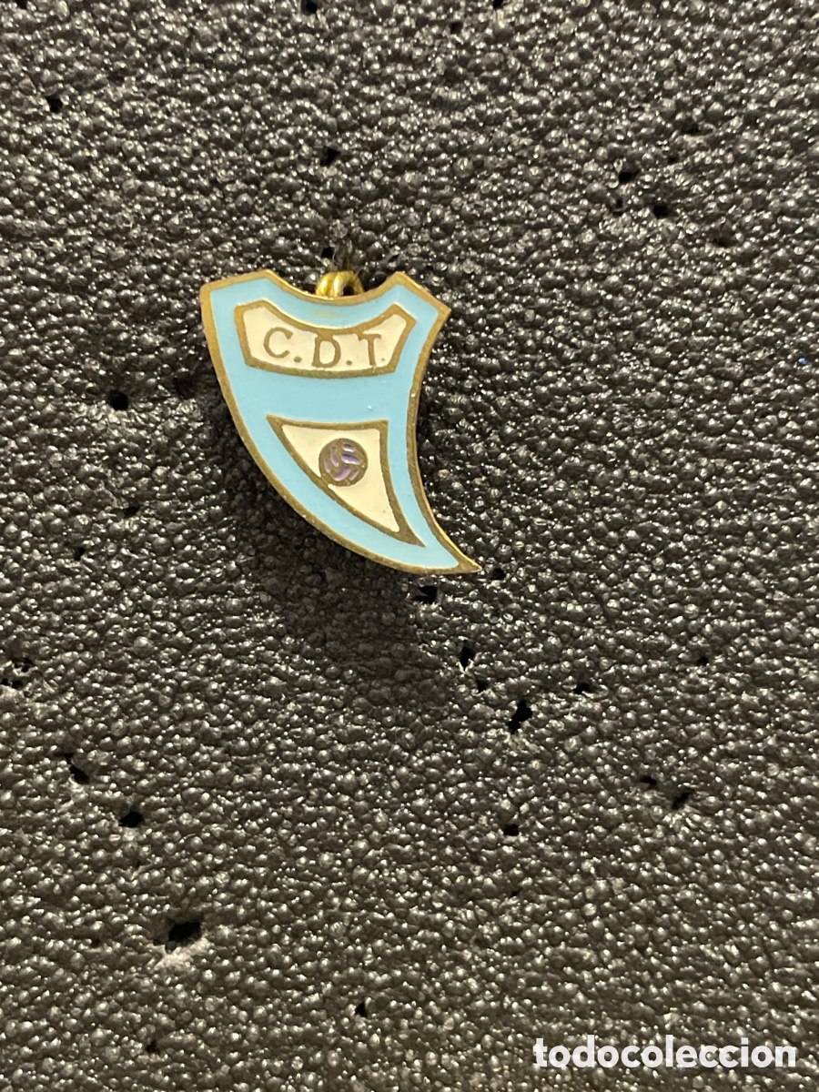 Sammelleidenschaft Sport: Pin 292 C.D. TORRASSENSE - Hospitalet del Llobregat (Barcelona)