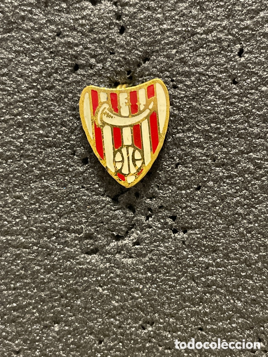 Sammelleidenschaft Sport: Pin 354 ATLETICO CORNELLA - Cornella del Llobregat (Barcelona