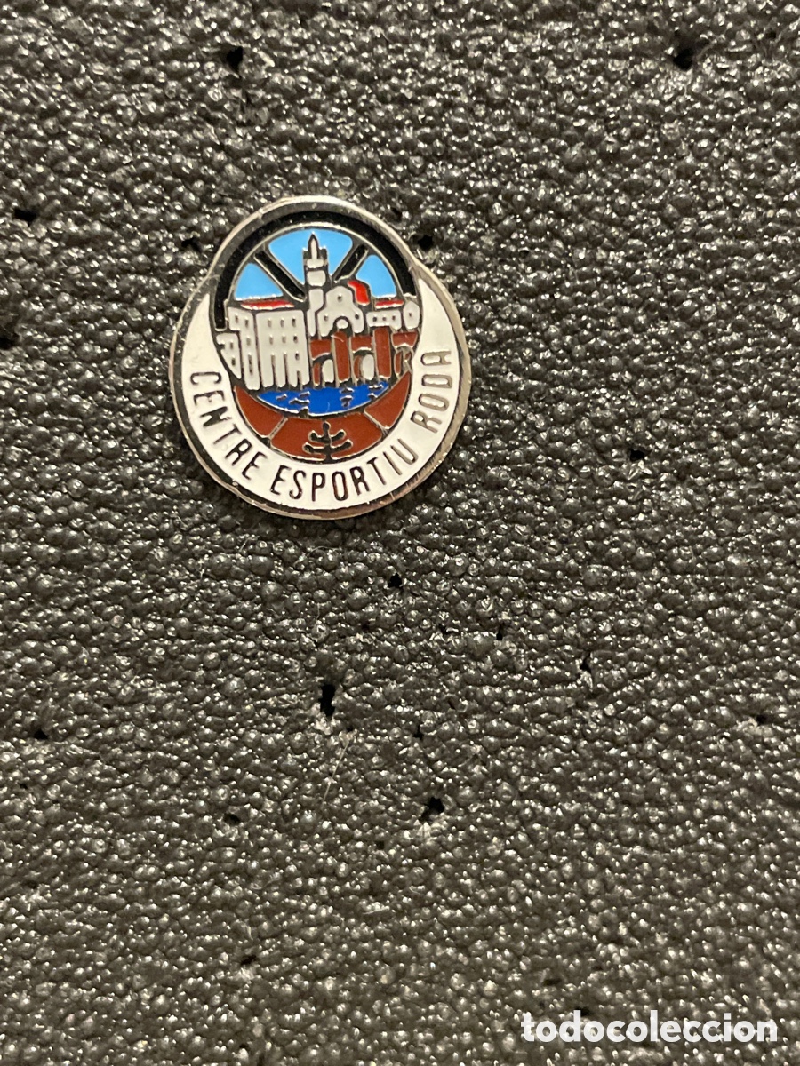 Collectionnisme sportif: Pin 437 C.E. RODA - Roda de Ter (Barcelona)
