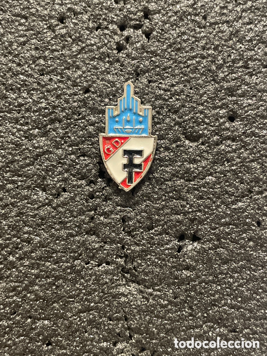 Sammelleidenschaft Sport: Pin 476 GRUPO DEPORTIVO FAEMA - Barcelona