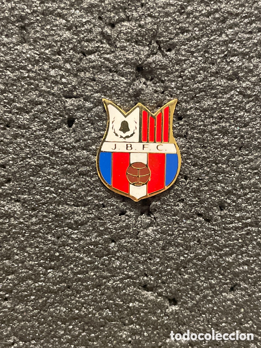 Sammelleidenschaft Sport: Pin 524 JOVENTUT BISBALENCA F.C. - La Bisbal del Penedes (Barcelona)