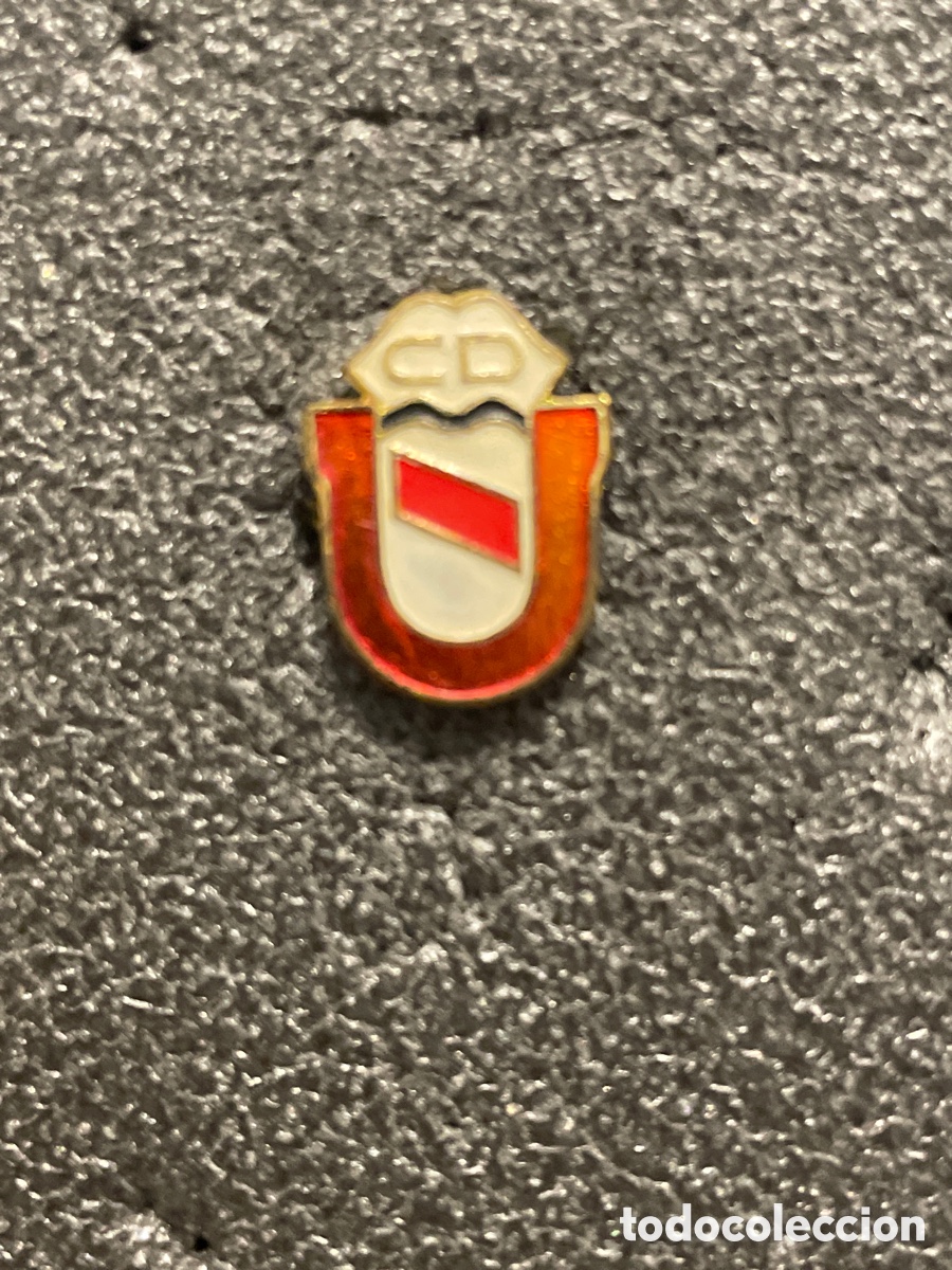 Collezionismo sportivo: Pin 547 C.D. UNIVERSITARIO - Barcelona