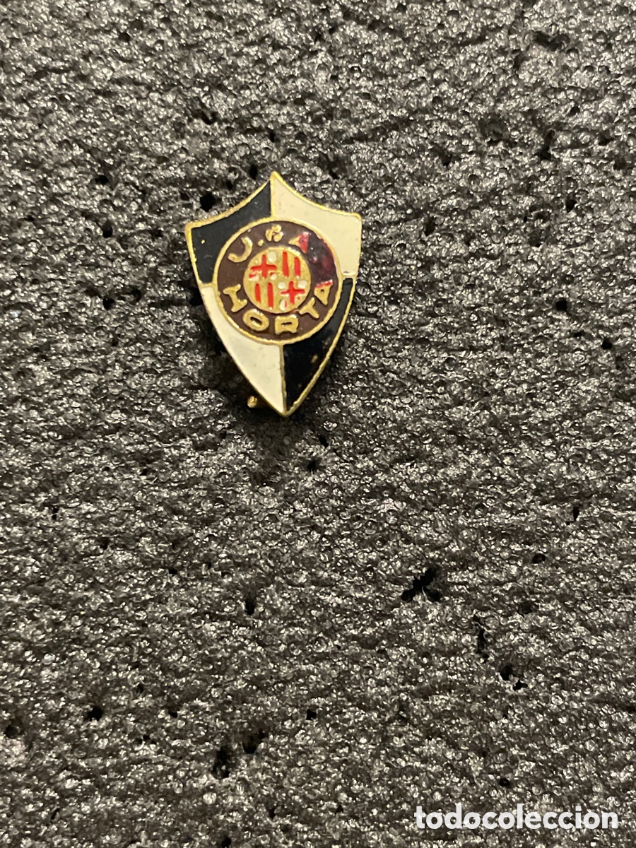 Collectionnisme sportif: Pin 693 UNION ATLETICA HORTA - Barcelona