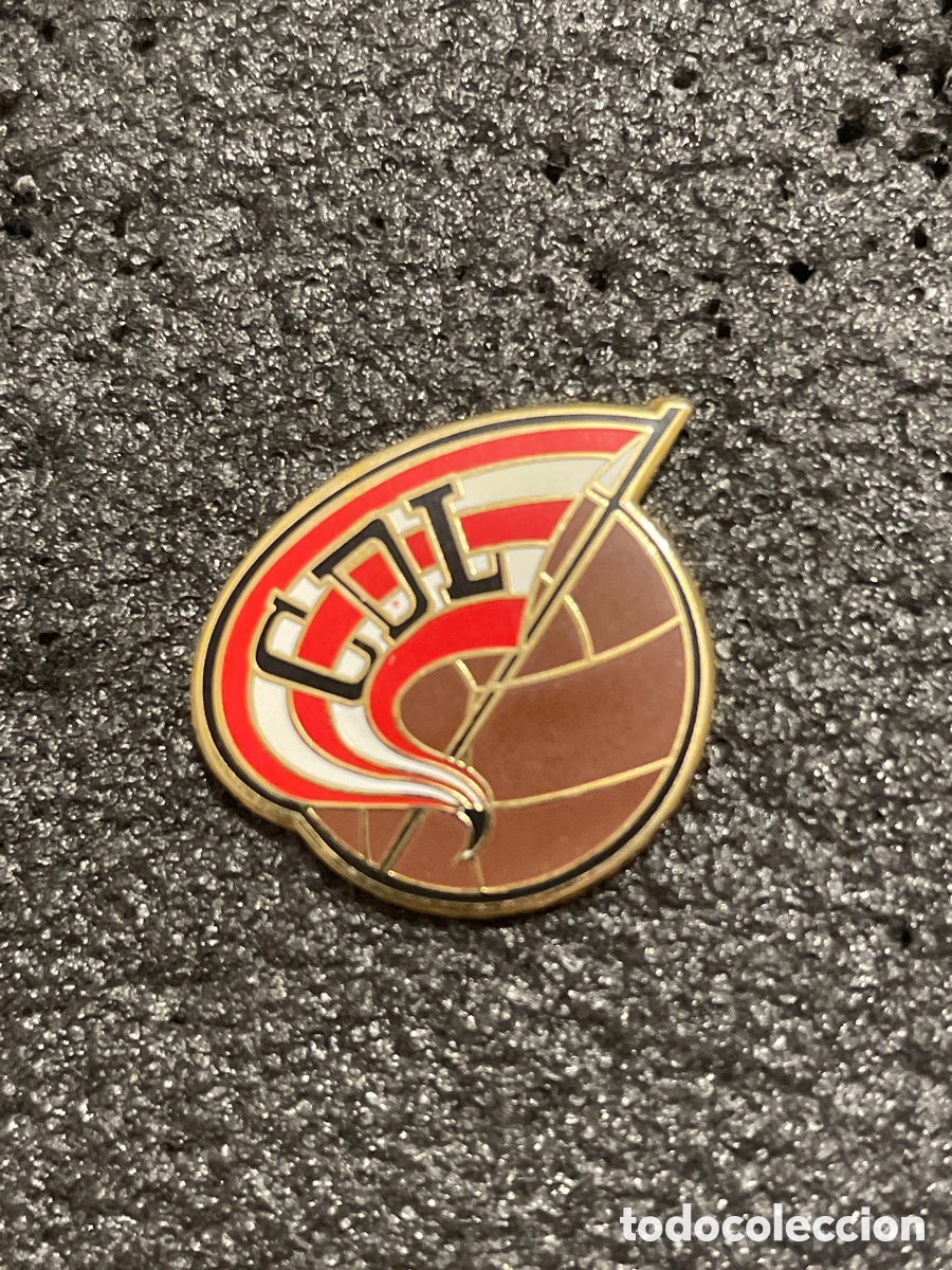 Collectionnisme sportif: Pin 705 C.D. LEPANTO - Sabadell (Barcelona)