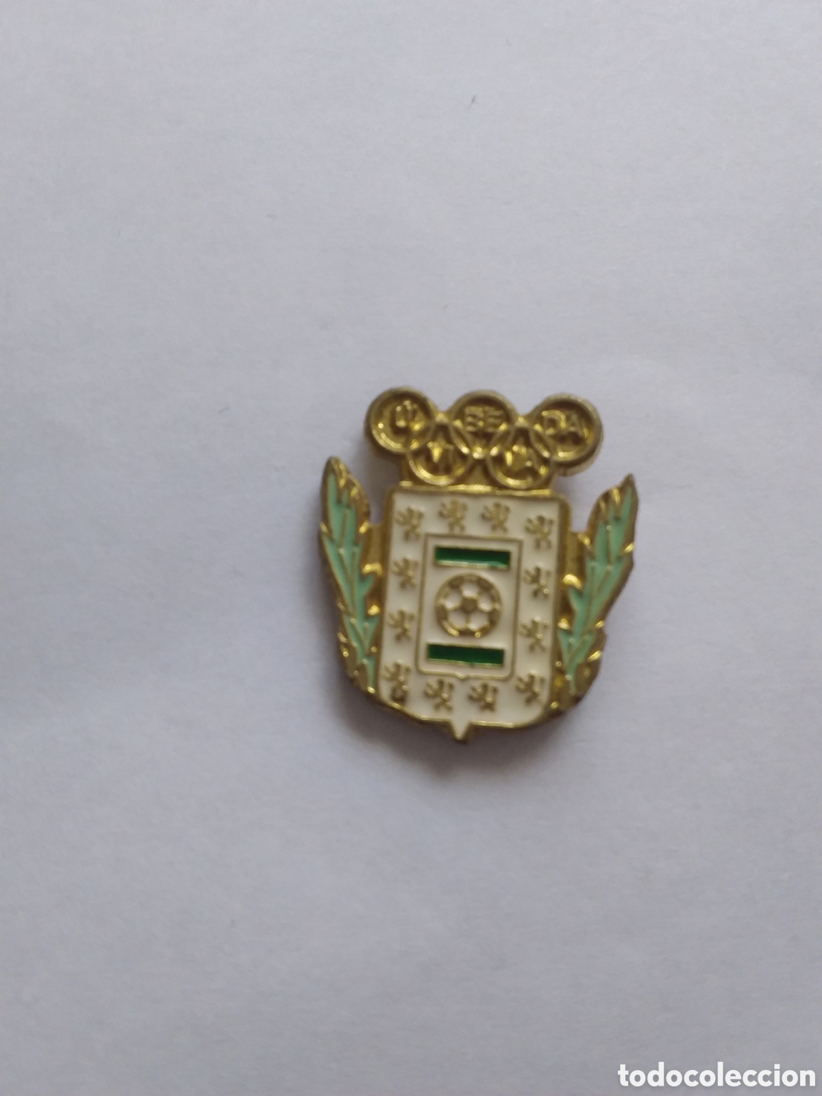 Collezionismo sportivo: Pin - Club Deportivo Ubeda Viva ( Ja&eacute;n)