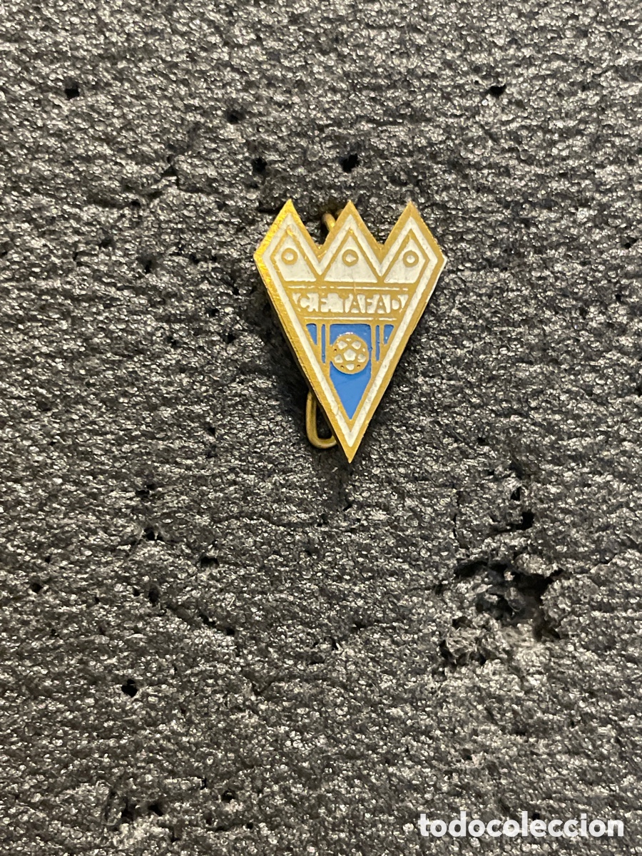 Collezionismo sportivo: Pin 812 C.F. TAFAD - Sabadell (Barcelona)