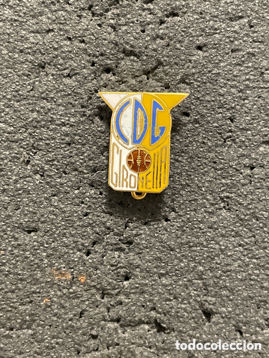 Collezionismo sportivo: Pin 834 C.D. GIRONELLA - Gironella (Barcelona)