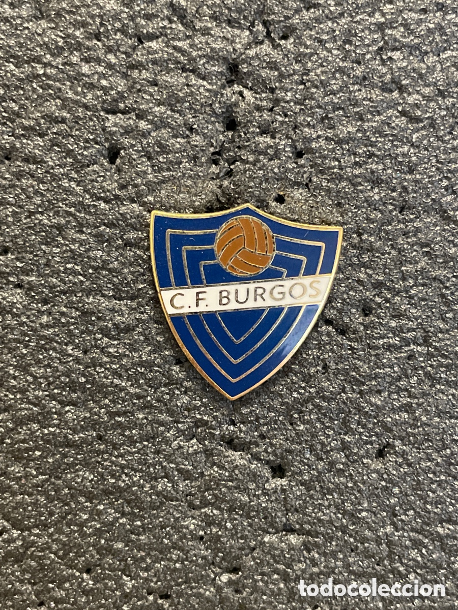 Collectionnisme sportif: Pin 912 C.F. BURGOS - Barcelona