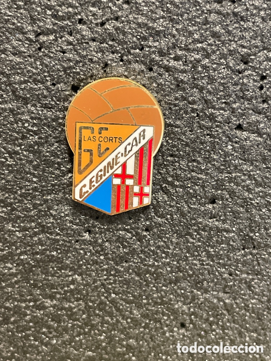 Collectionnisme sportif: Pin 913 C.F. GINE CAR - Barcelona