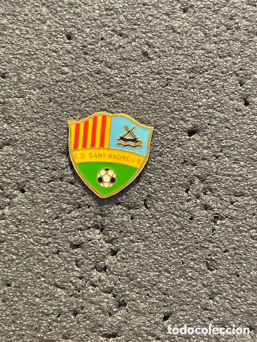 Collectionnisme sportif: Pin 917 C.D. SANT ANDREU BARCA - Sant Andreu de la Barca (Barcelona)