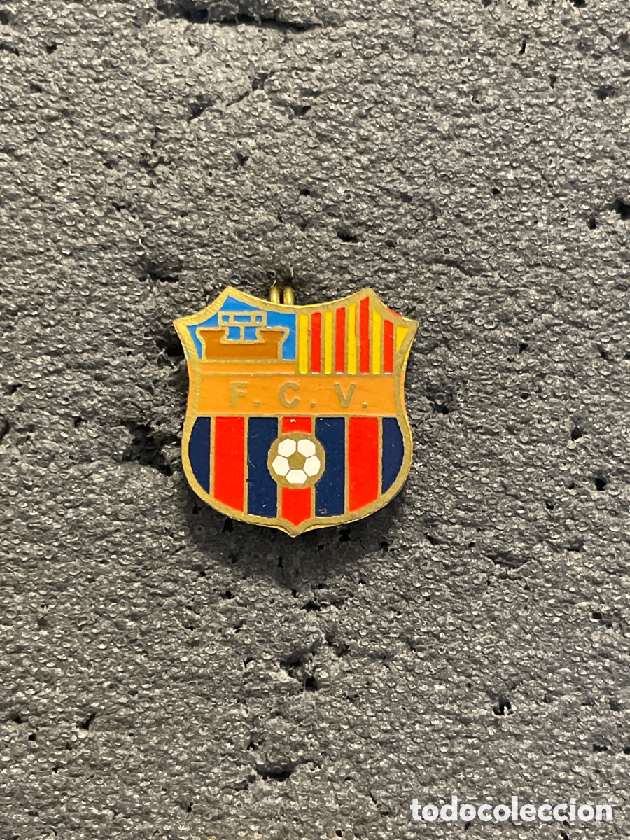 Collectionnisme sportif: Pin 919 F.C. VILARRODONA - Vilarrodona (Tarragona)