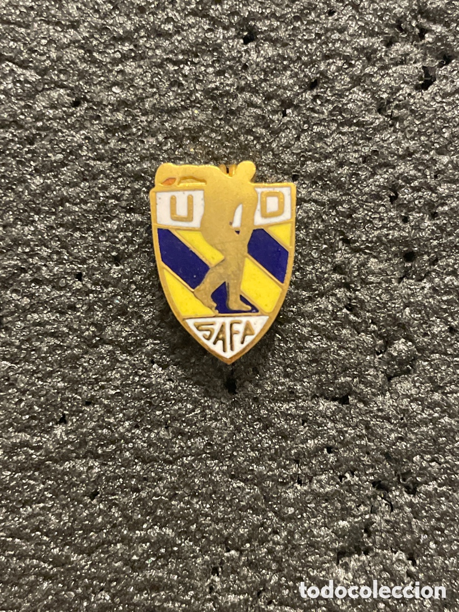 Colecionismo desportivo: Pin 943 U.D. SAFA - Blanes (Girona)