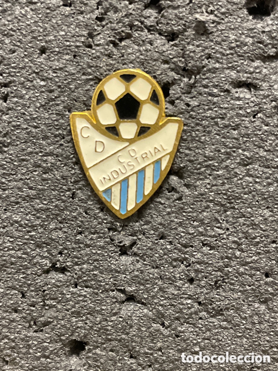 Sports collectibles: Pin 1137 C.D. INDUSTRIAL - Ripollet (Barcelona)