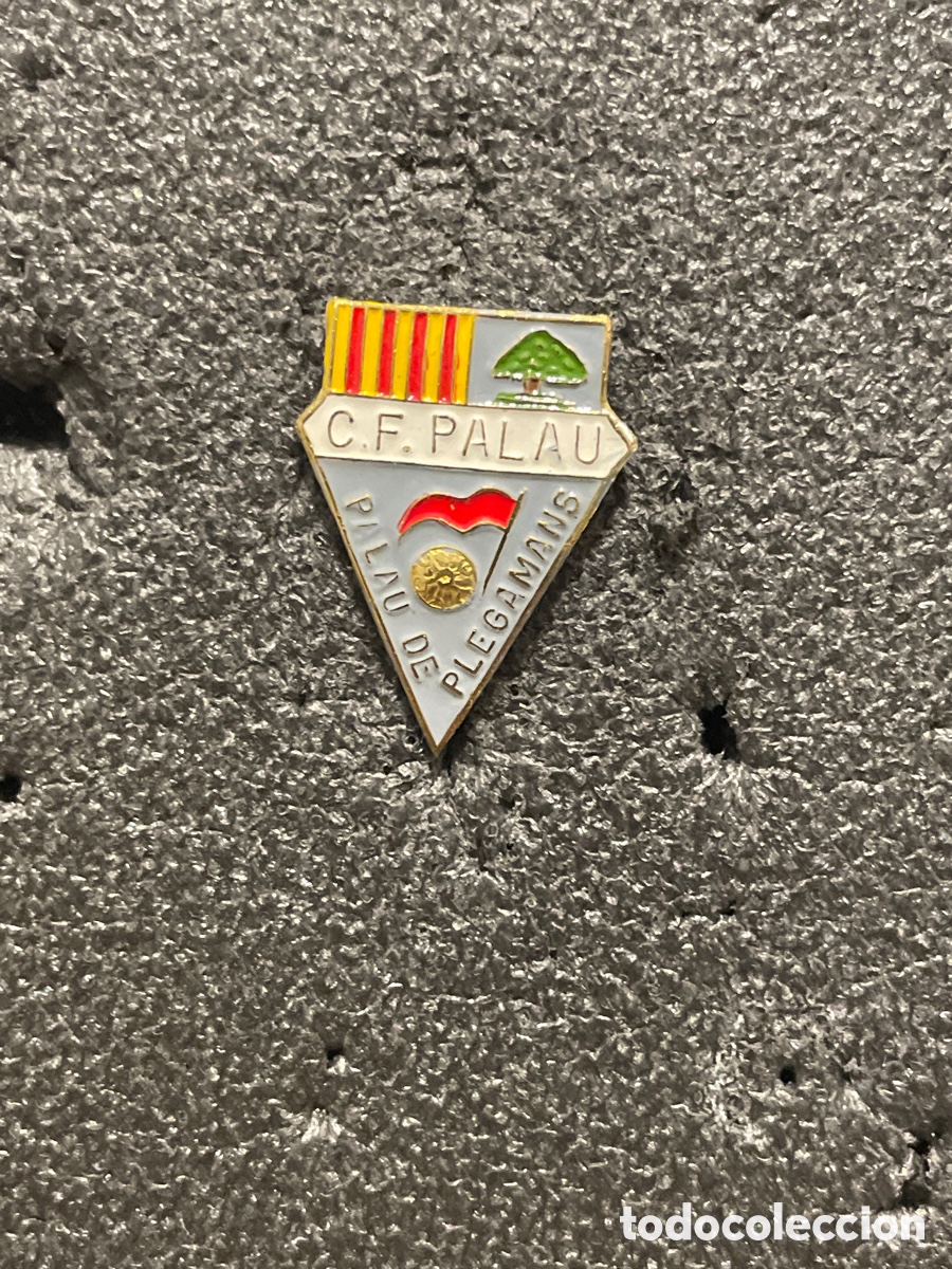 Sports collectibles: Pin 1156 F.C. PALAU - Palau de Plegamans (Barcelona)