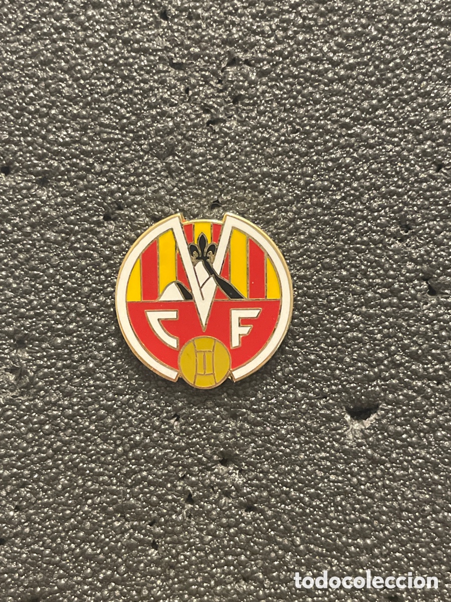 Collectionnisme sportif: Pin 1186 C.F. MONTBLANC - Montblanc (Tarragona)