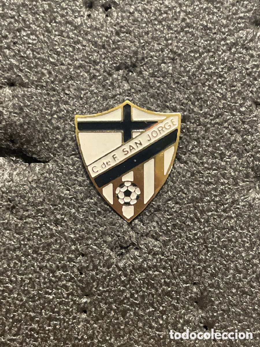 Sammelleidenschaft Sport: Pin 1195 C.F. SAN JORGE - Badalona (Barcelona)