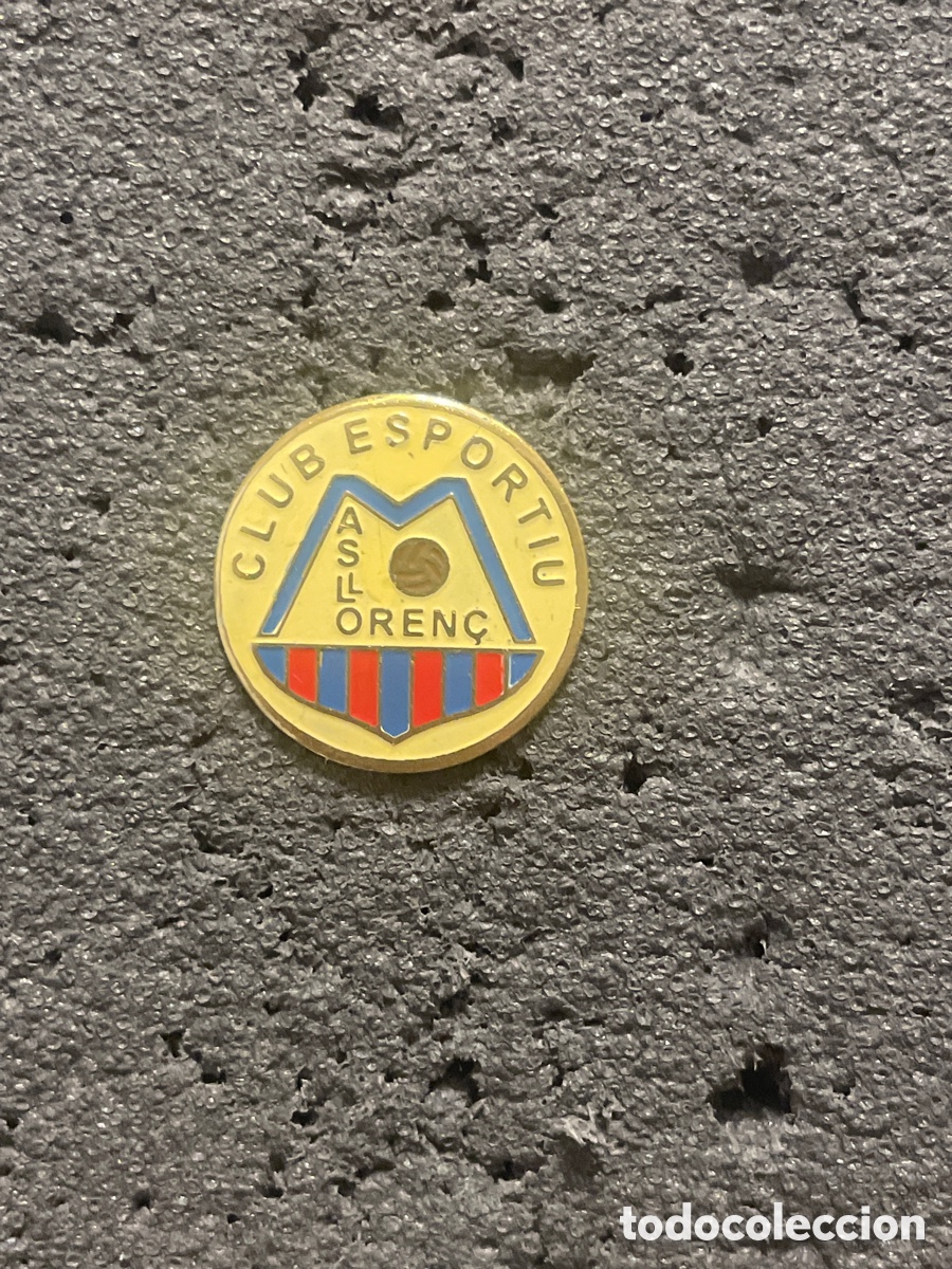 Sports collectibles: Pin 1253 C.E. MASLLORENS - Masllorens (Tarragona)