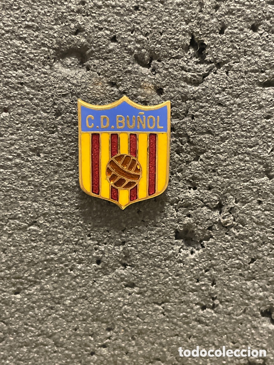 Collezionismo sportivo: Pin 64 C.D. BU&Ntilde;OL - Bu&ntilde;ol (Valencia)
