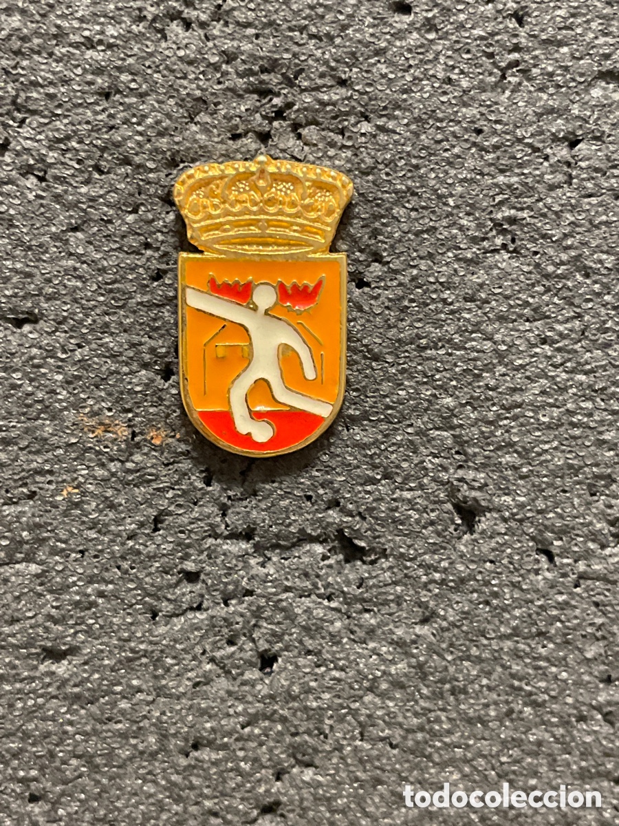 Collezionismo sportivo: Pin 66 C.O.T.I.F. (COMITE ORGANIZADOR TORNEO INTERNACIONAL DE FUTBOL) - L&rsquo;Alcudia (Valencia)