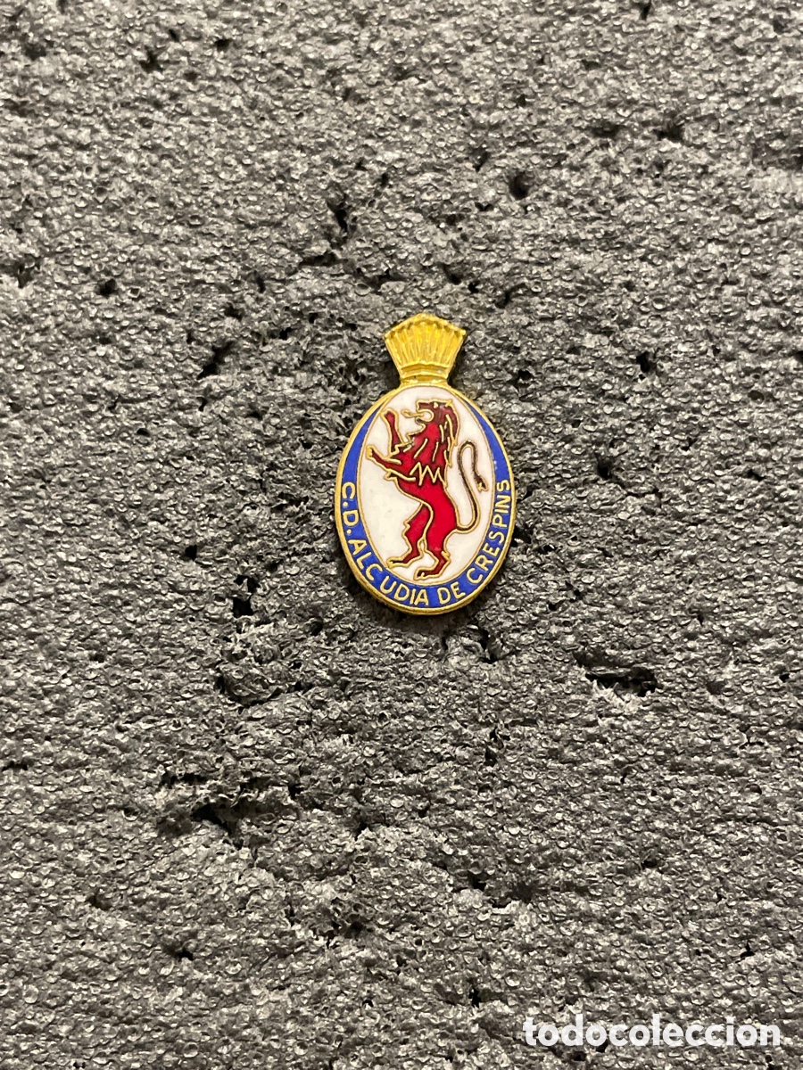 Collezionismo sportivo: Pin 77 C.D. ALCUDIA DE CRESPINS - Alcudia de Crespins (Valencia)