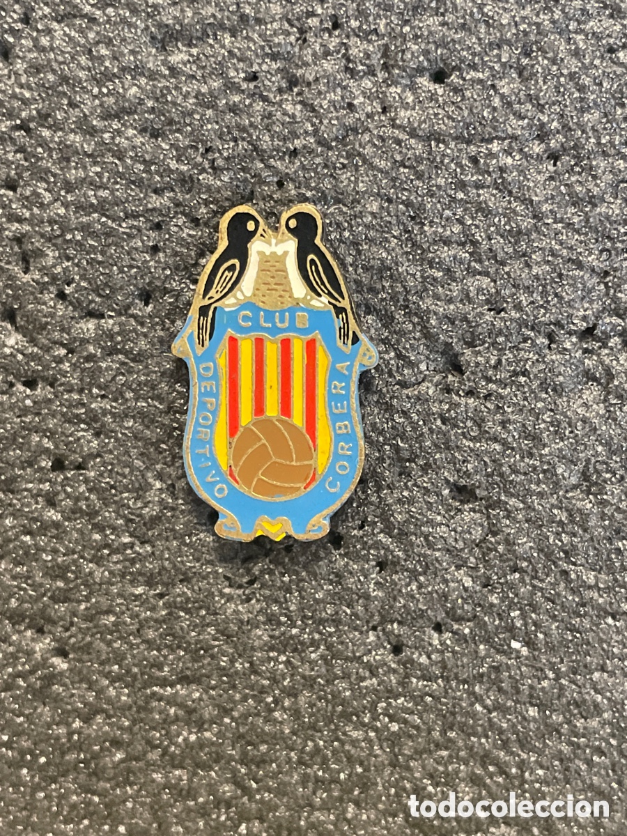 Collezionismo sportivo: Pin 118 C.D. CORBERA - Corbera de Alcira (Valencia)