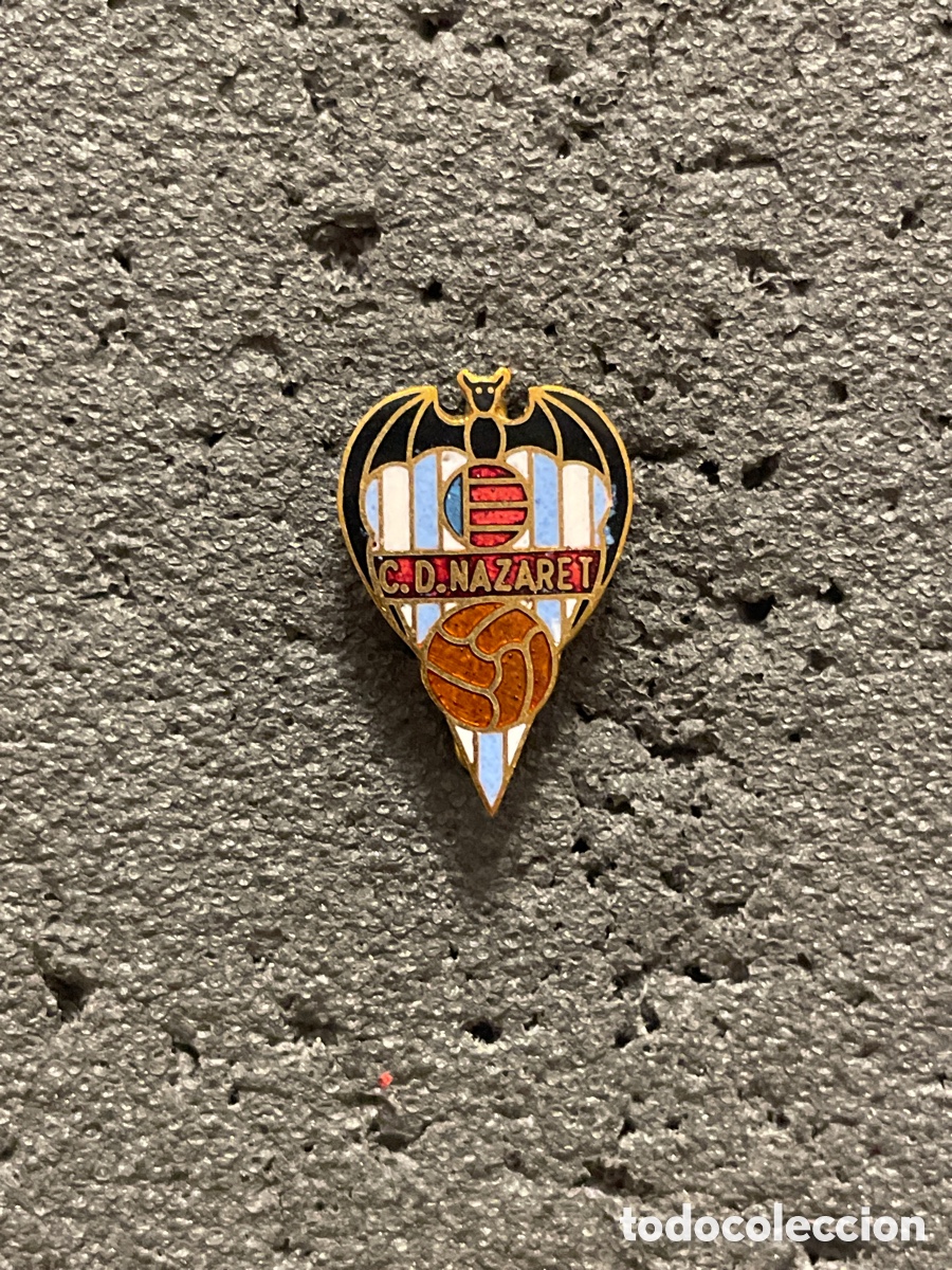 Sammelleidenschaft Sport: Pin 498 C.D. NAZARET - Valencia