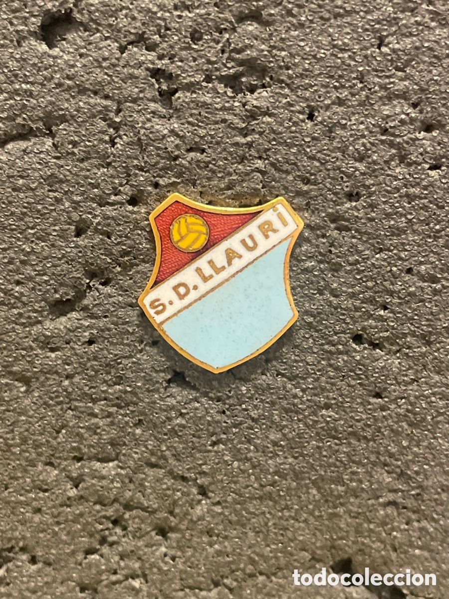 Collectionnisme sportif: Pin 525 S.D. LLAURI - Llauri (Valencia)