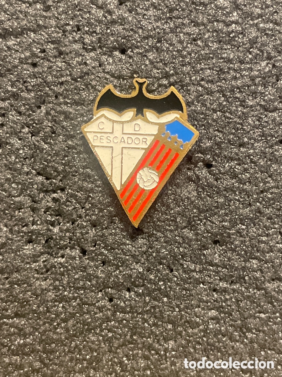 Coleccionismo deportivo: Pin 584 C.D. PESCADOR - Valencia