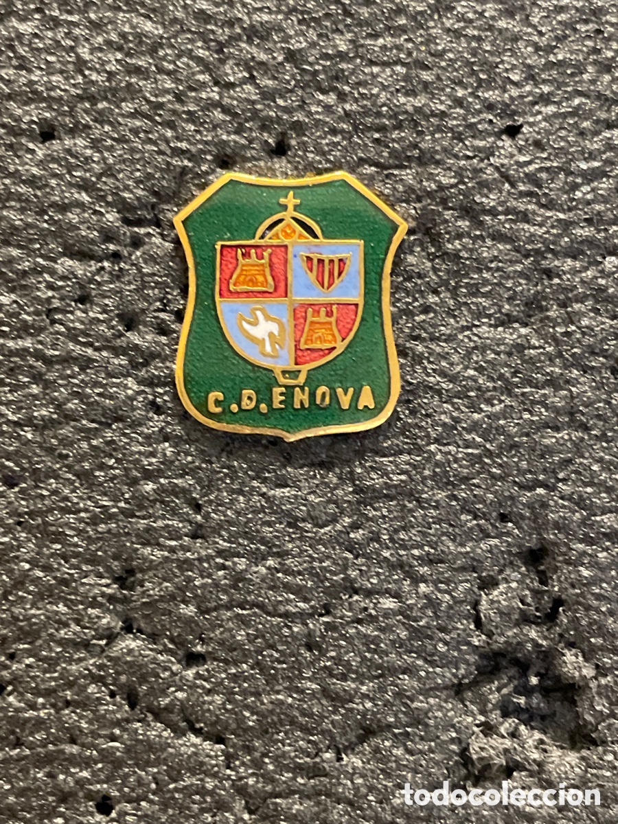 Coleccionismo deportivo: Pin 602 C.D. ENOVA - Enova (Valencia)