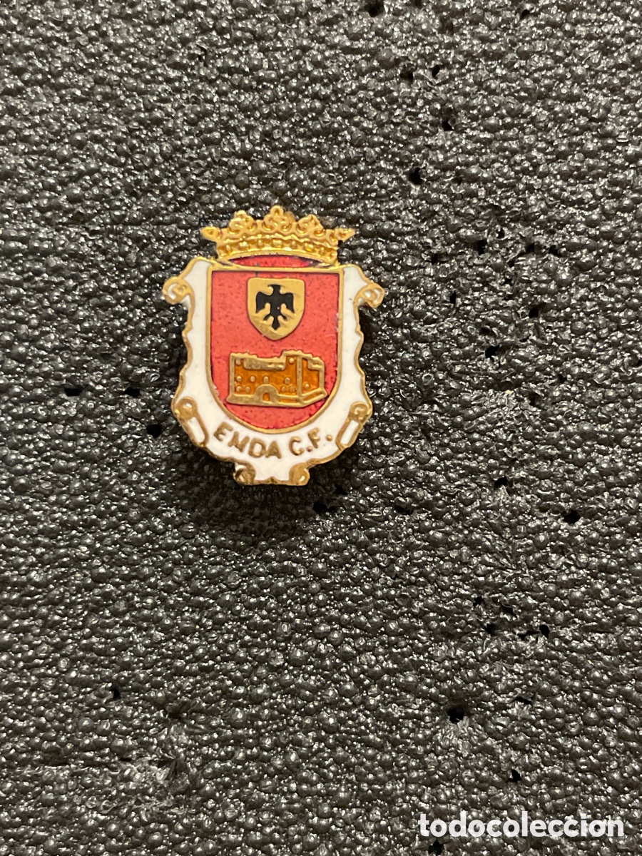 Collectionnisme sportif: Pin 710 EMDA C.F. - Alacuas (Valencia)