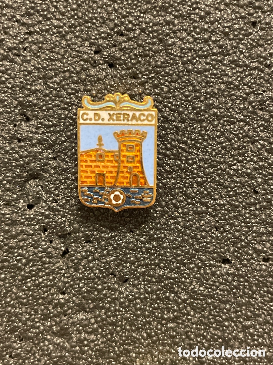 Collectionnisme sportif: Pin 712 C.D. XERACO - Xeraco (Valencia)