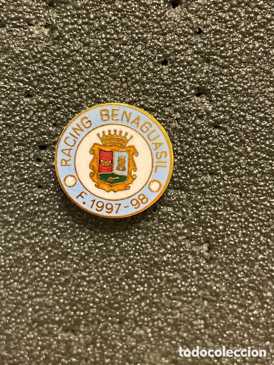 Collectionnisme sportif: Pin 714 RACING BENAGUASIL - Benaguasil (Valencia)