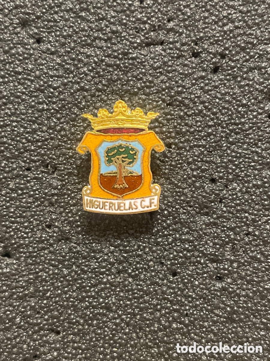 Collectionnisme sportif: Pin 719 HIGUERUELAS C.F. - Higueruelas (Valencia)