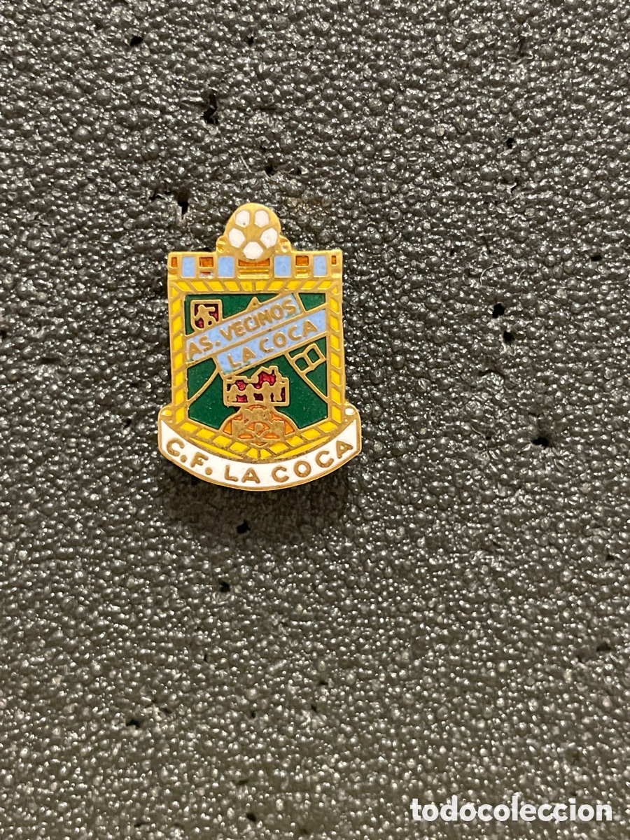 Coleccionismo deportivo: Pin 778 C.F. LA COCA - Aspe (Alicante)