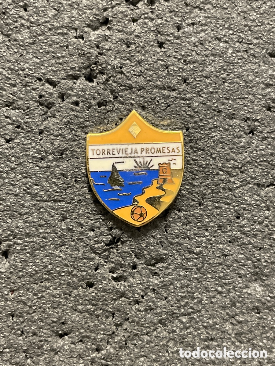 Coleccionismo deportivo: Pin 788 TORREVIEJA PROMESAS - Torrevieja (Alicante)