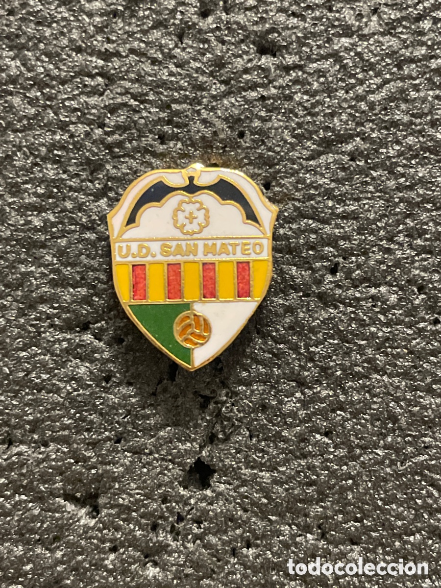 Colecionismo desportivo: Pin 894 U.D. SAN MATEO - San Mateo (Castellon)