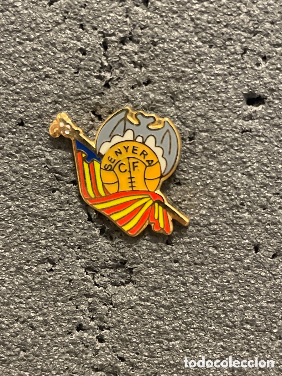 Sammelleidenschaft Sport: Pin 942 SENYERA C.F - Senyera (Valencia)