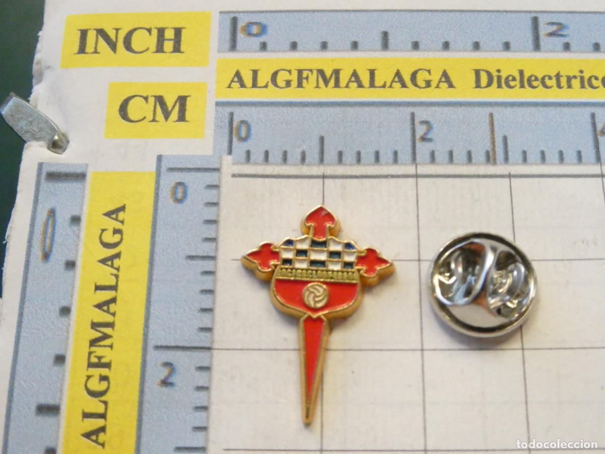 Colecionismo desportivo: PIN DE DEPORTES. F&Uacute;TBOL. RACING CLUB DE FERROL, LA CORU&Ntilde;A. EQUIPO EQUIPO