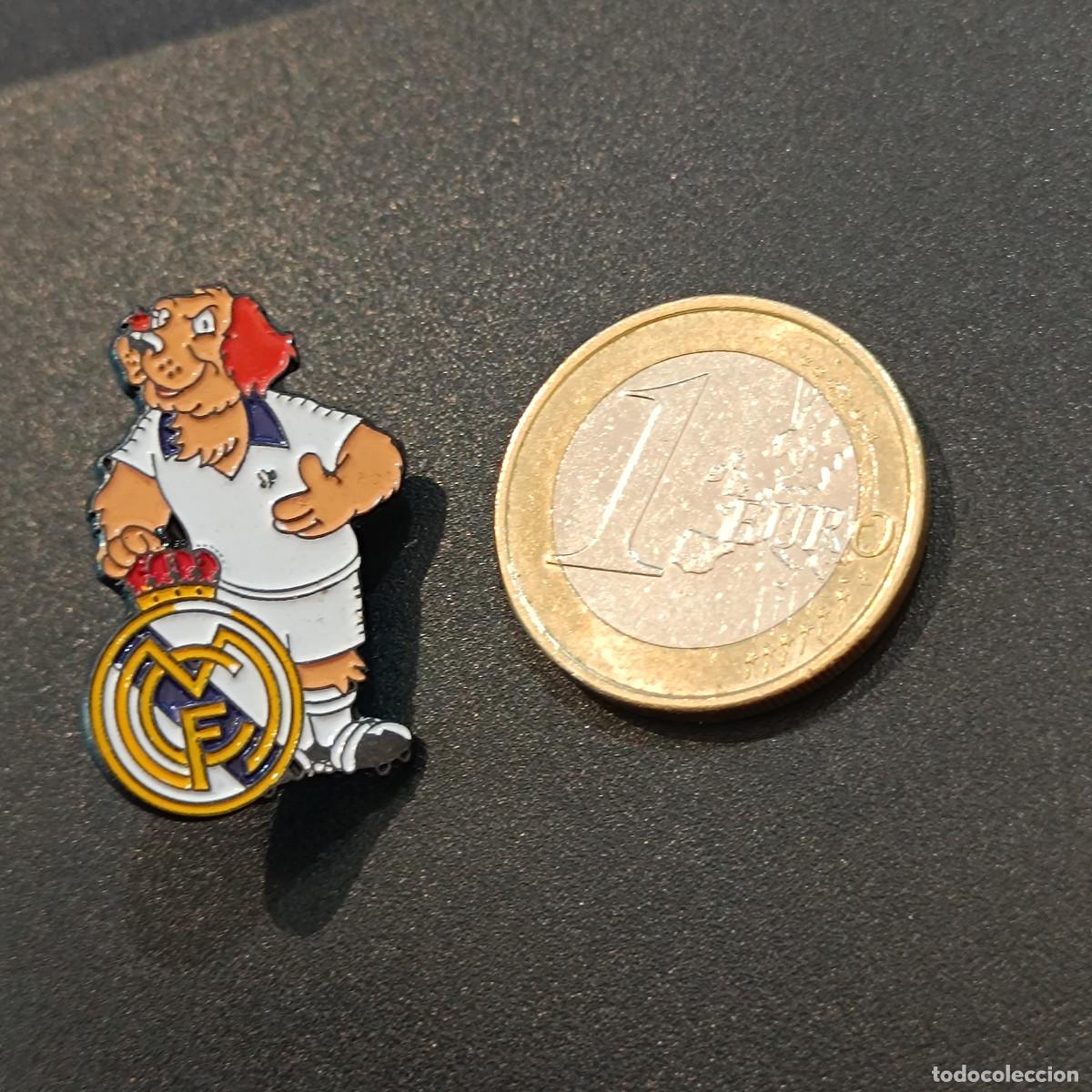 Coleccionismo deportivo: PIN REAL MADRID. MYJ. - Foto 2